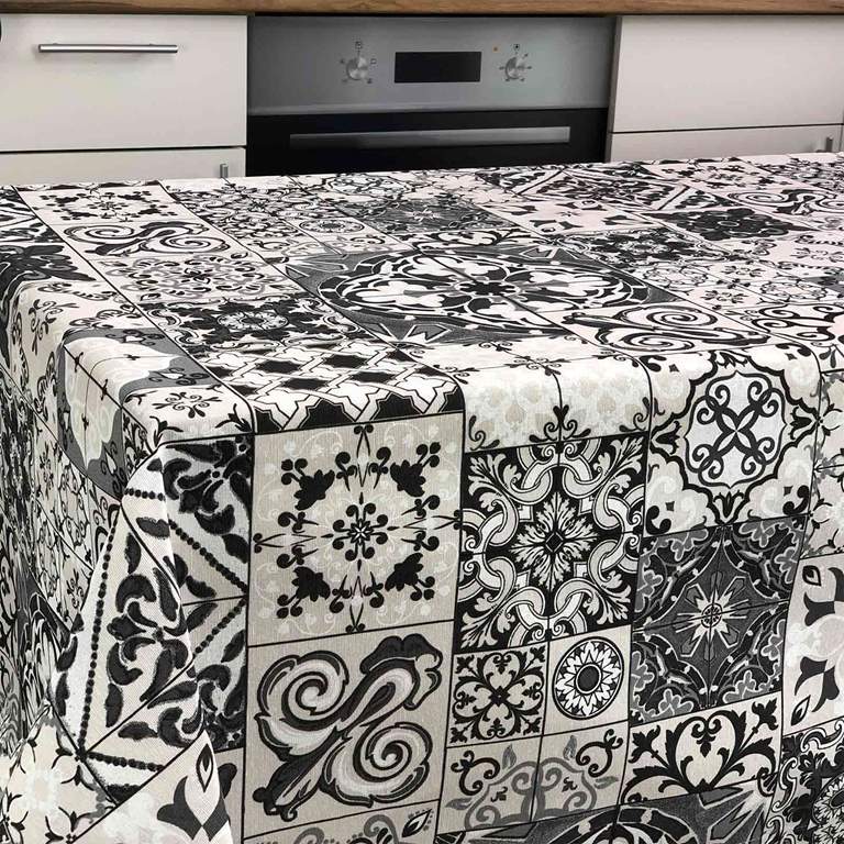 Obrus "Milan" 180x136 cm